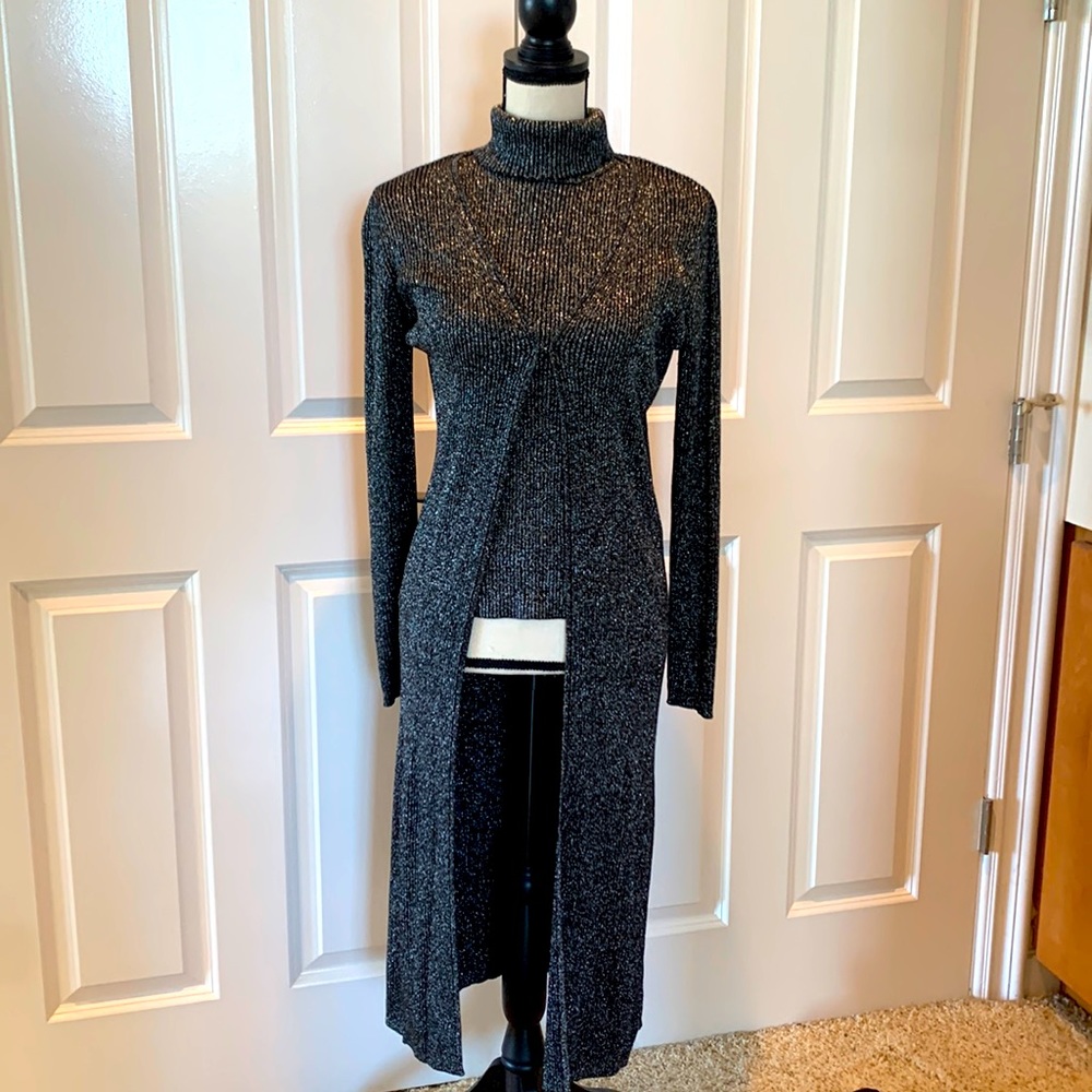 Ms Sioni shimmery sleeveless turtleneck with long jacket